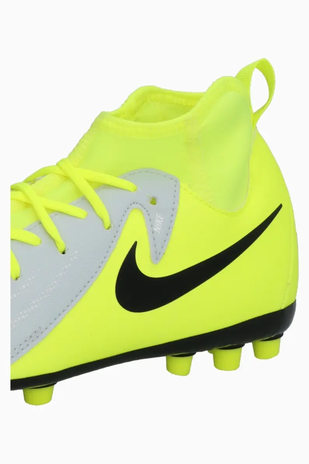 Бутсы Nike Phantom Luna 2 Academy AG Junior - зеленый