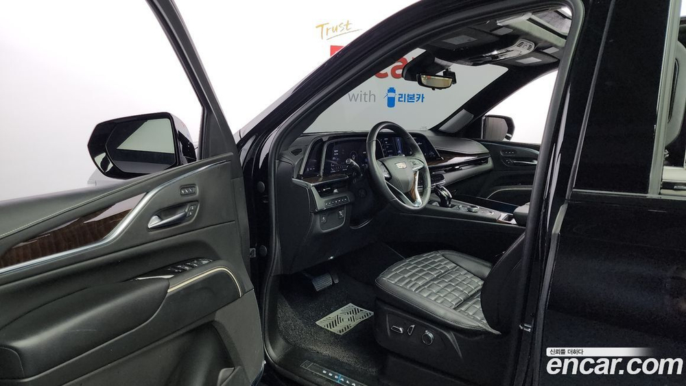 Cadillac Escalade 5 Generation 6.2 (08.2022)
