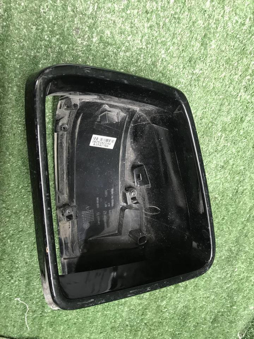 Крышка зеркала левая Mercedes M GLE W166 (11-18)
