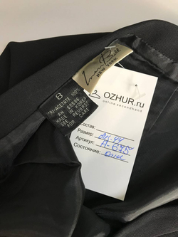 Юбка произведенная в Кореи, высокого качества и удачной формы 44 размер