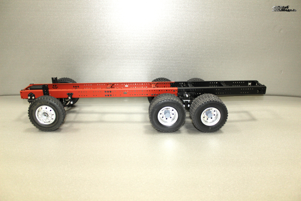 Extra-long truck frame. Length 625mm