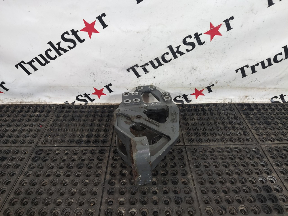 Кронштейн рессоры передней левый 2018г.