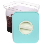 Банка для продуктов пластиковая 1500мл «Premium» 15,5*12,5*14,5см