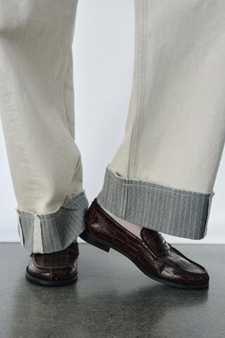 ZARA ЛОФЕРЫ ИЗ ТИСНЕНОЙ КОЖИ, КОРИЧНЕВЫЙ