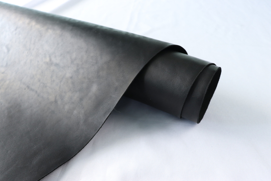 1.8-2.2 Юфть Черная с отделкой Oil Wax