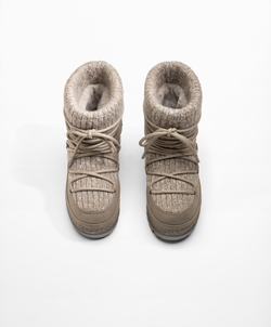 OYSHO Трикотажные сапоги на шнуровке, серовато-коричневый