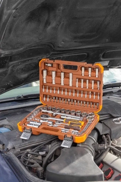Набор инструментов 94 пр.1/4'',1/2''(6гр.)(4-32мм) FORSTIME FT-4941-5