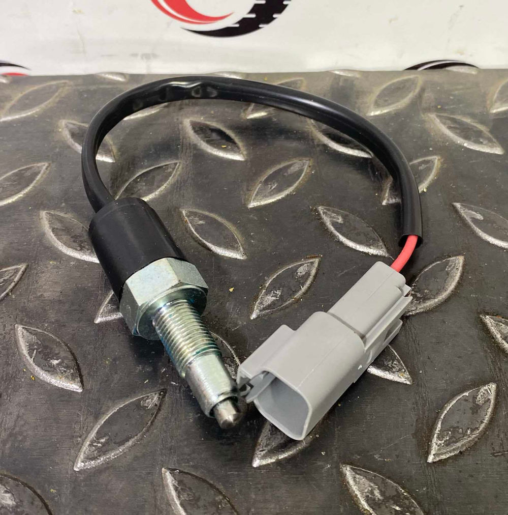 Датчик скорости КПП 11712798