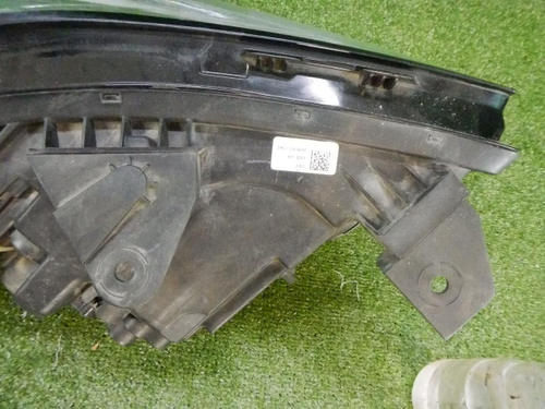 Фара левая Genesis G90 (2016-2019) LED