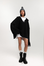 Джемпер с кружевом