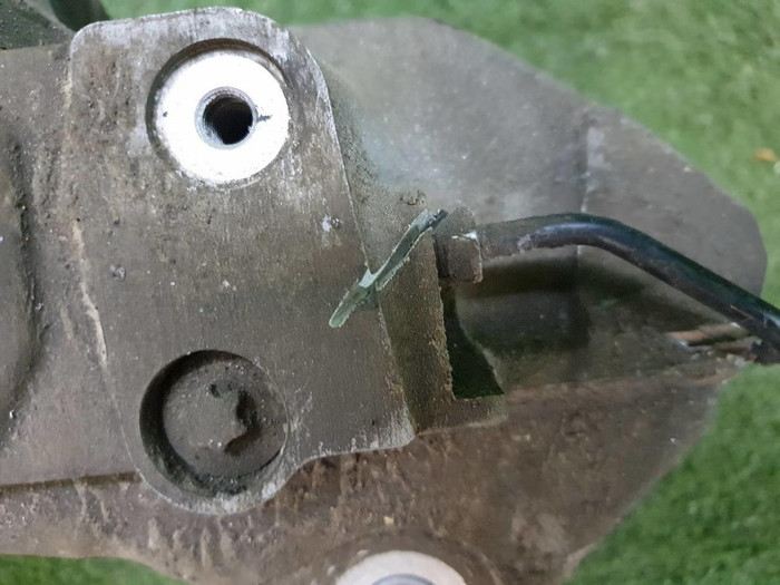 Суппорт тормозной передний правый Genesis GV80 (2020-н.в.)