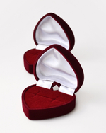 Ювелирный футляр-сердце для хранения серёг