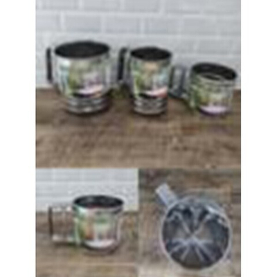 Просеиватель с ручным механизмом для муки 300 г