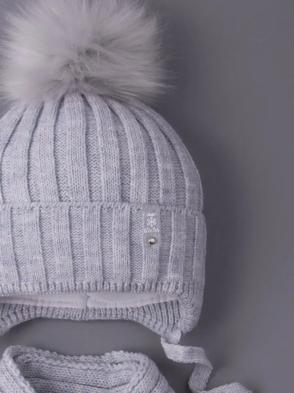 Шапка детская зимняя с помпоном и шарф