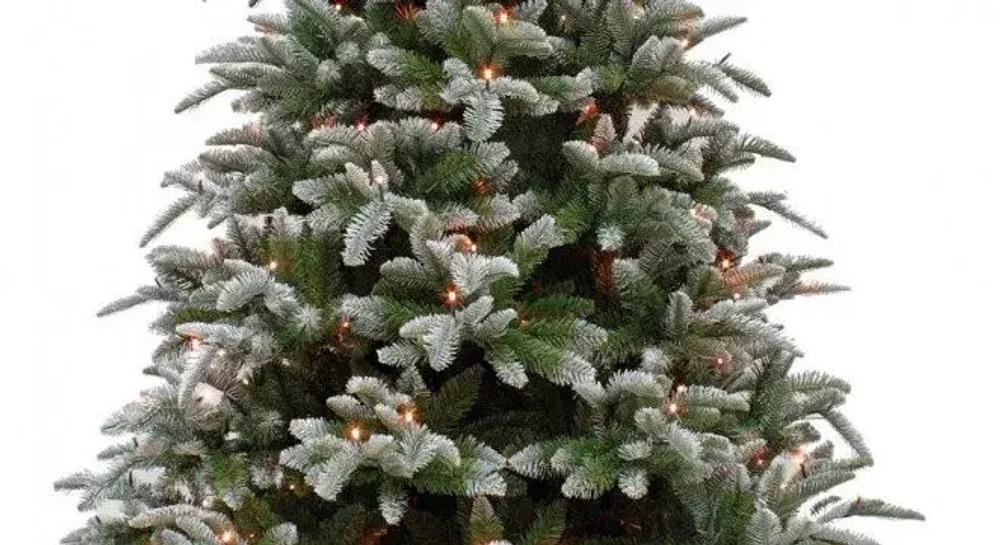 Елка Нормандия пушистая заснеженная 155 см., литая хвоя+пвх, 136 теплых белых LED ламп, Triumph Tree (73754)