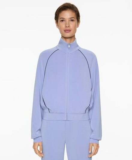Oysho Куртка из ткани с модалом, лавандовый