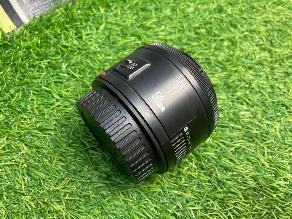 Canon EF 50mm 1.8 II