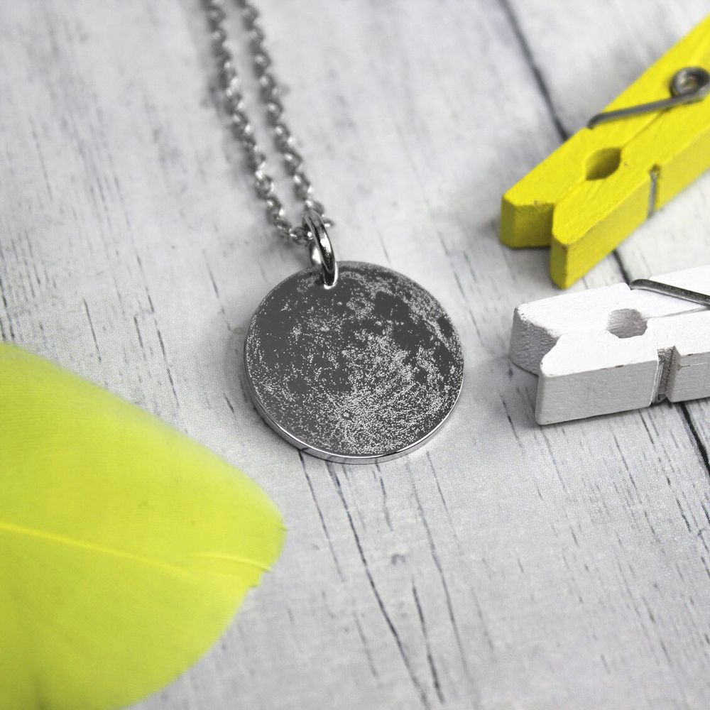 Кулон подвеска Луна с гравировкой на заказ