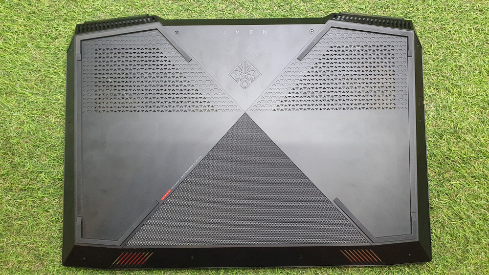 Игровой HP i5-8/12Gb/GTX 1050 4Gb/FHD/Omen 17-an117ur 4JU09EA/Windows 10