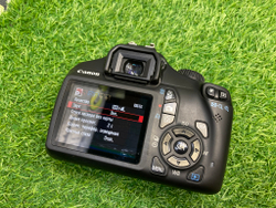 Canon EOS 1100D kit EF-S 18-55mm 3.5-5.6 ll