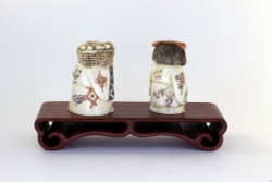 Сет нэцкэ Дзюродзин и Фукурокудзю на подставке