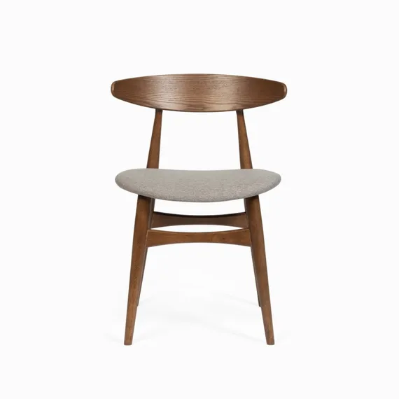 Стул Remake с бежево-серой обивкой