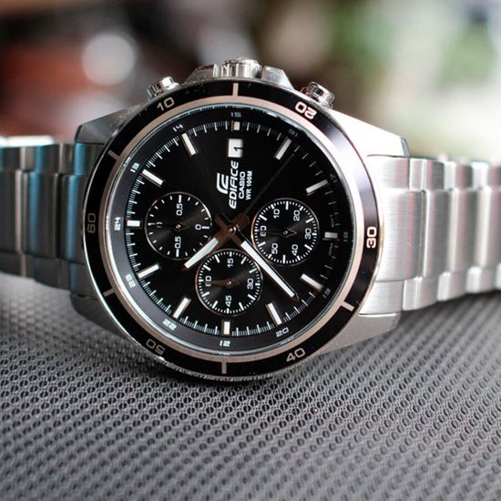 Наручные часы Casio EFR-526D-1A