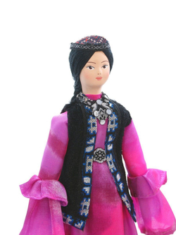 Кукла коллекционная Девушка в казахском праздничном костюме