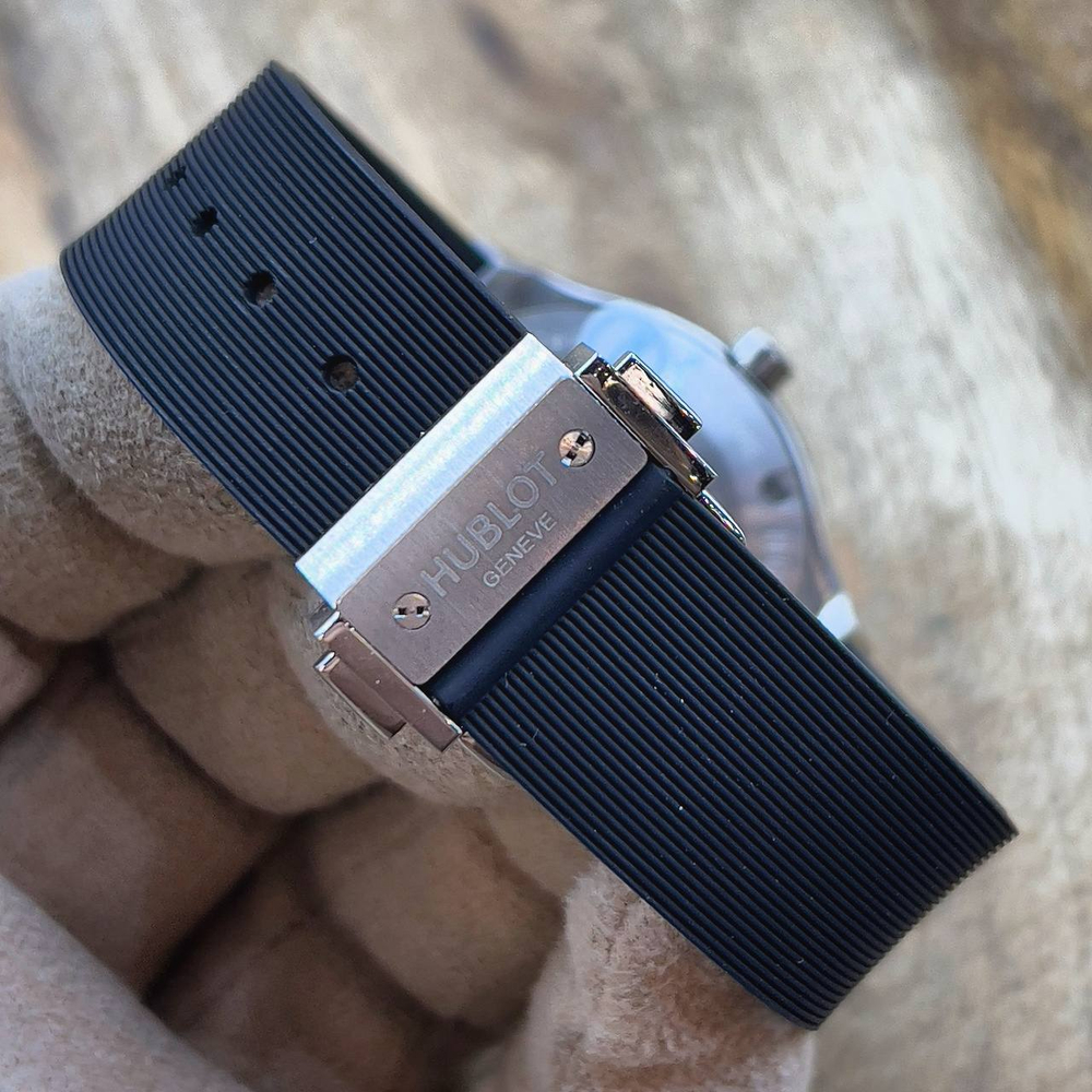 Часы Hublot