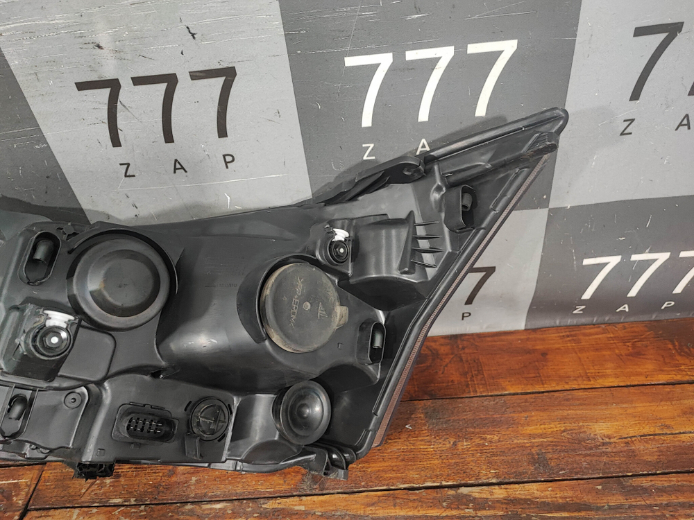 Фара правая Ford Transit 7 14-нв Б/У Оригинал 1877025