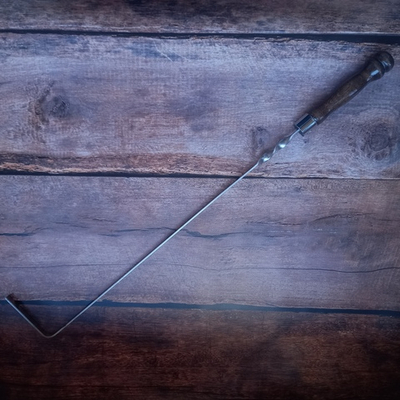 Кочерга из нержавеющей стали с деревянной ручкой РК