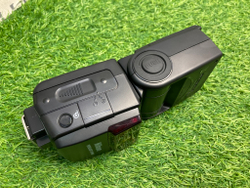 Nikon Speedlight SB-600
