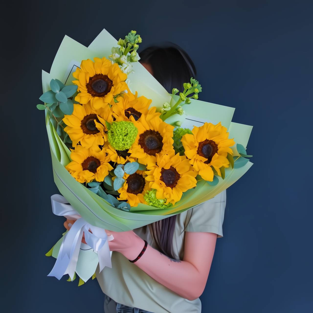 "Летний букет из гелианустов" – фото букета, купить с доставкой по Южно-Сахалинску в салоне цветов FloArt