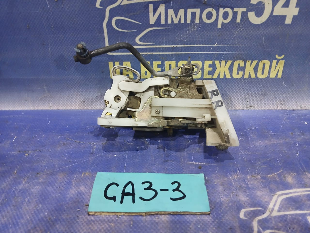 Замок двери задней правой Honda LOGO 1997