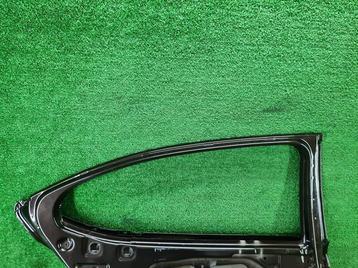 Дверь задняя левая Genesis G70 (2017-н.в.)