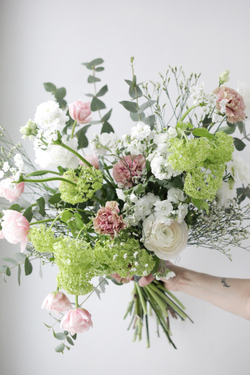 Авторский весенний букет