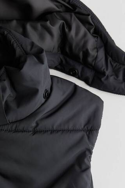 H&M Жилет с капюшоном, черный