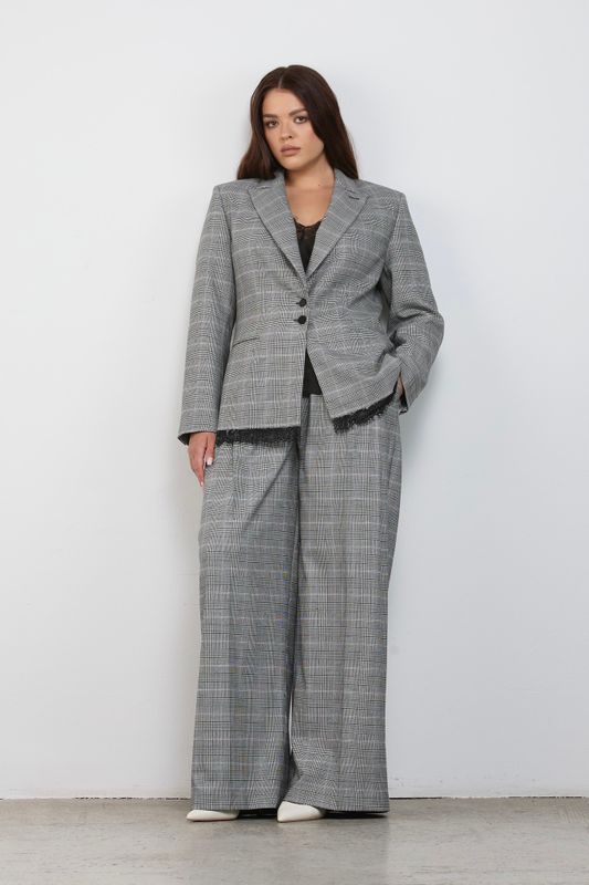 Брюки прямые широкие с защипами, серый в клетку