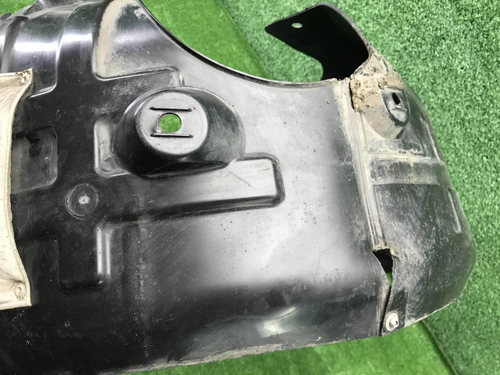 Подкрылок передний правый Changan Uni-V (22-нв)