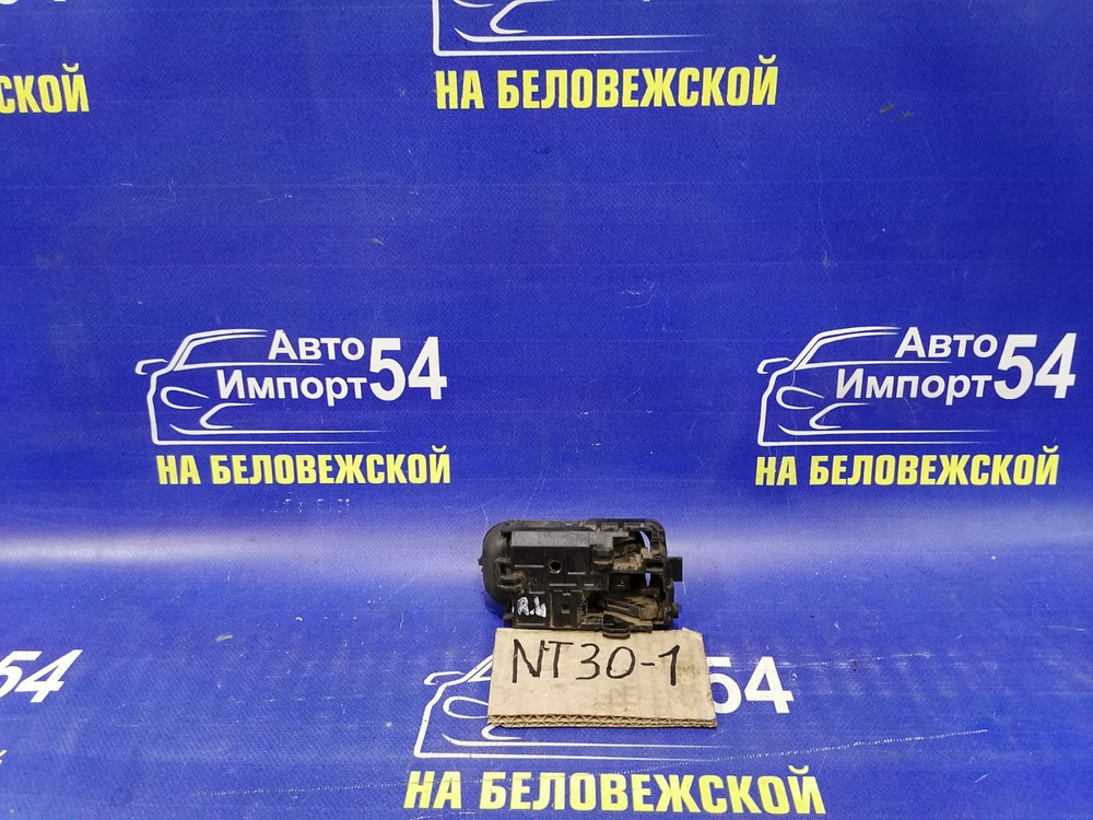 Ручка двери задней левой салонная NISSAN X-TRAIL 2003