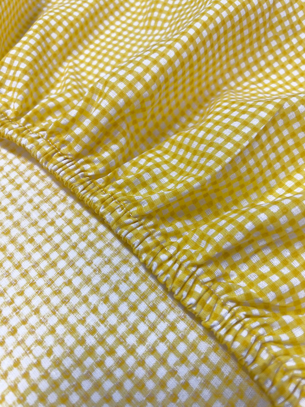 Постельное белье перкаль Сказка "Желтая клеточка" семейное Наволочка 50х70 см 2 шт Простынь на резинке 160x200 см Пододеяльник 145x215 см 2шт