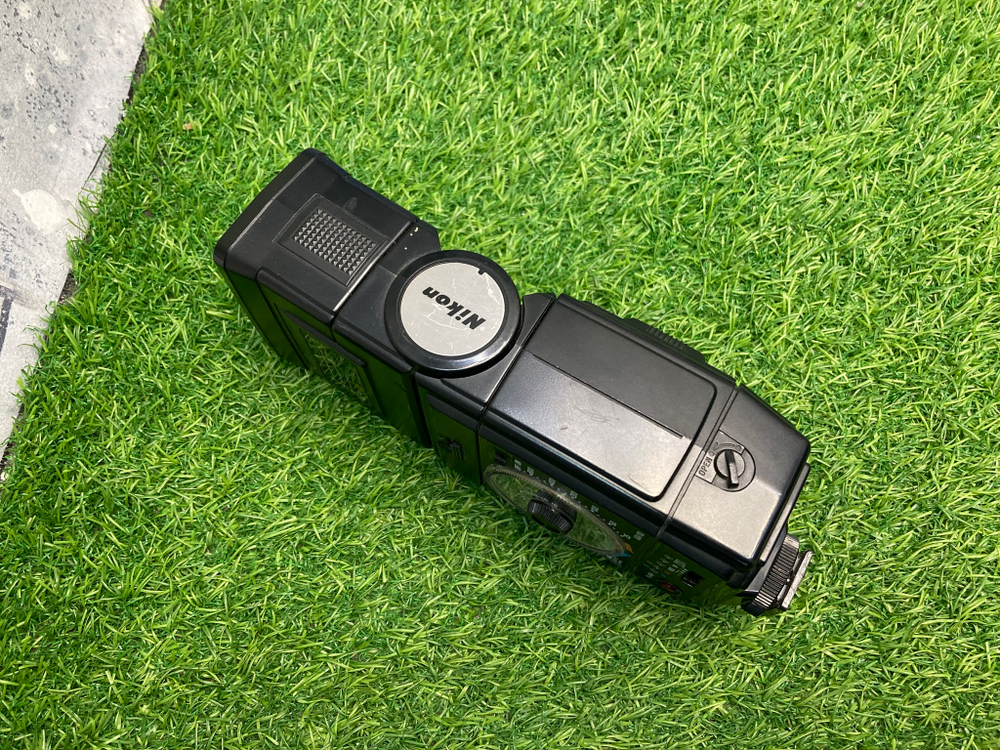 Nikon Speedlite SB-16