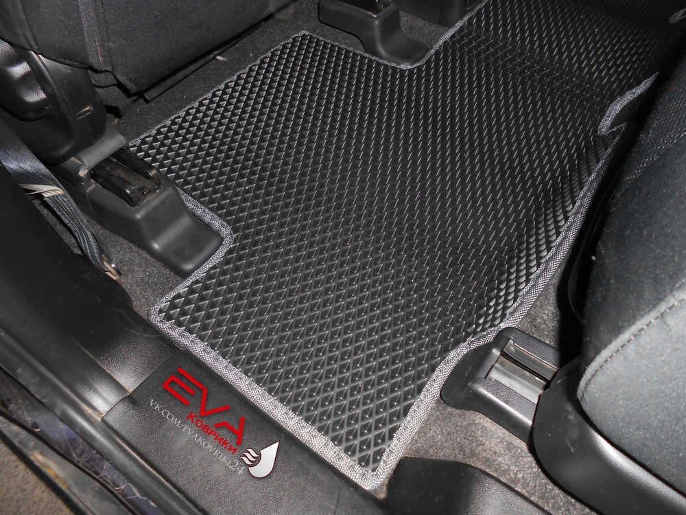 Mazda 5 2 поколение CR (09.2004 - 10.2011)
