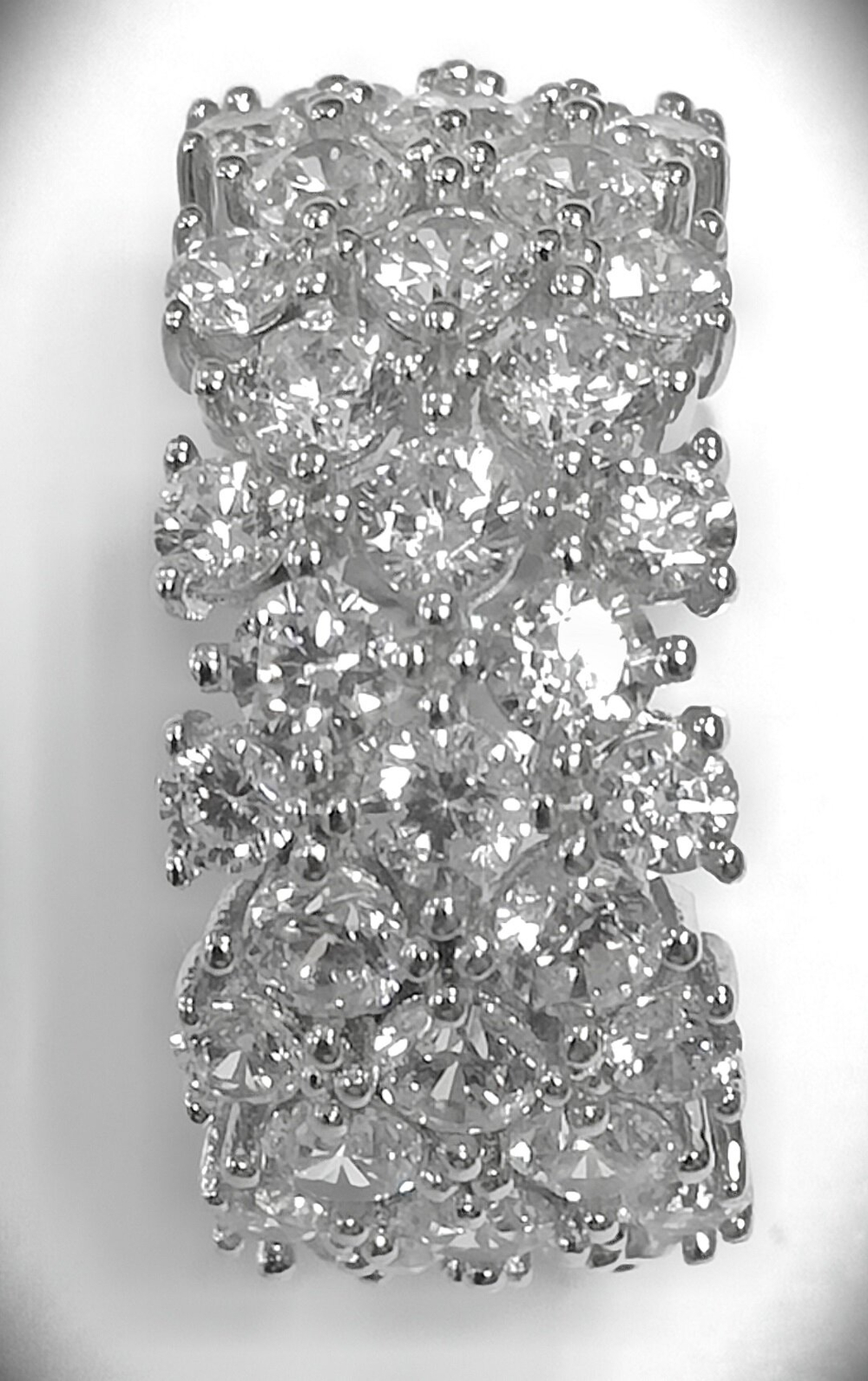 Ювелирное кольцо Эстерелла