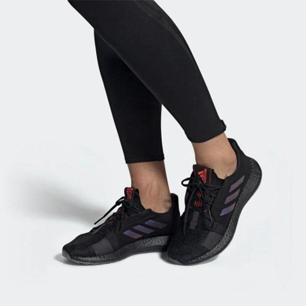 Кроссовки Adidas Senseboost Go