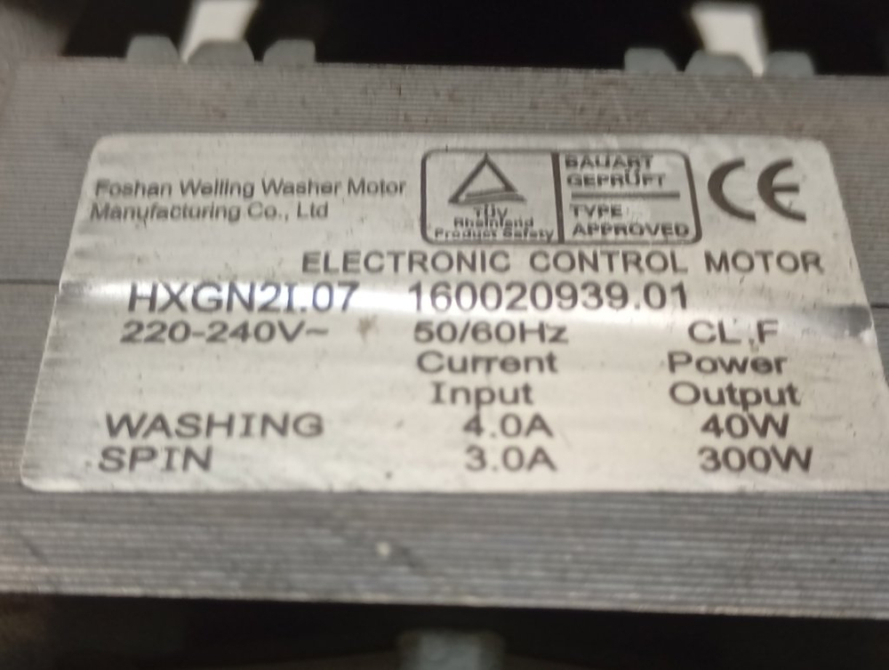 ARXL100 кт69 Двигатель для стиральной машины Hotpoint-Ariston 160020939 б/у