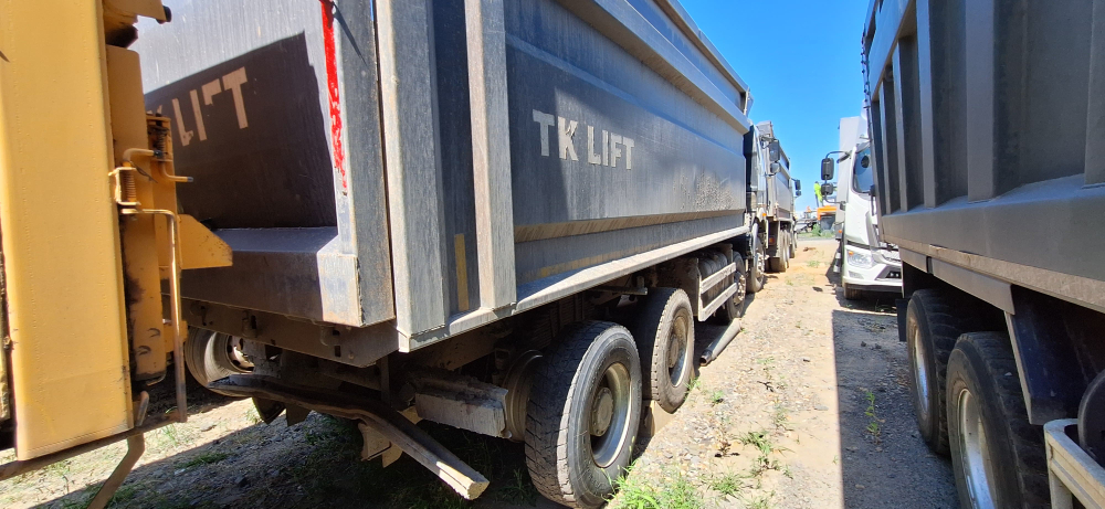ТК ЛИФТ 7066* на шасси FAW CA 3310 8x4 Самосвал 7066-FC 	(Дизельный, 11,1 л, 420 л.с., МТ)