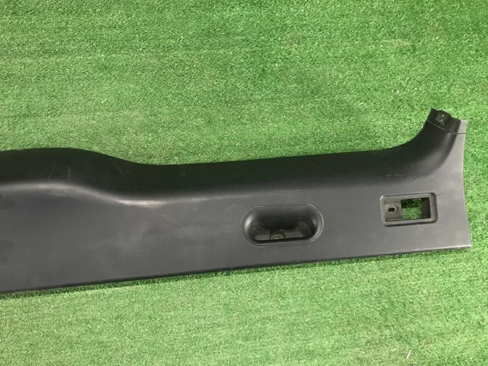 Обшивка крышки багажника BMW X5 E53 (1999-2006)