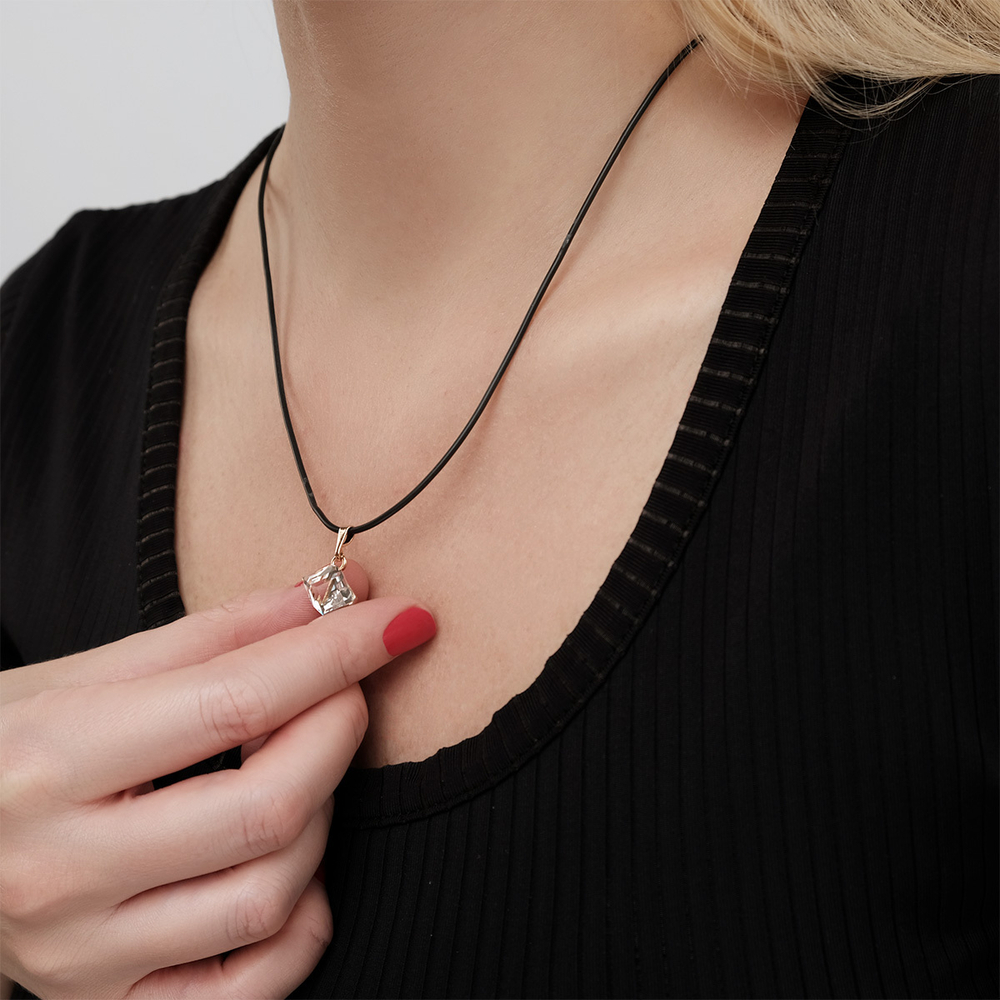 "Египет" подвеска в золотом покрытии из коллекции "Леди" от Jenavi с замком карабин