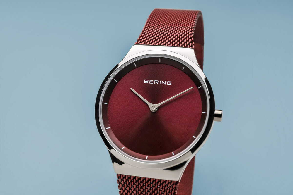 Женские наручные часы Bering 12131-303